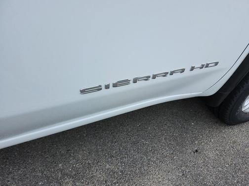 2025 GMC Sierra 2500 Base