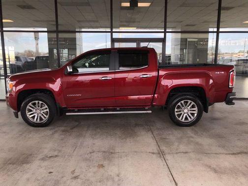 Red Quartz Tintcoat 2020 GMC Canyon SLT