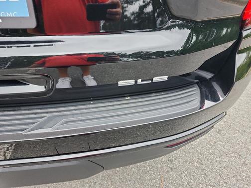 2022 GMC Yukon XL SLE