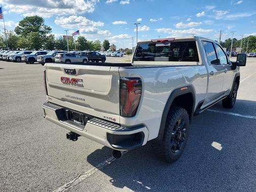 2026 GMC Sierra 2500 AT4