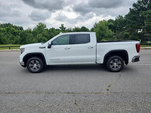 Summit White 2026 GMC Sierra 1500 SLT