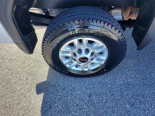 2024 GMC Sierra 2500 Pro