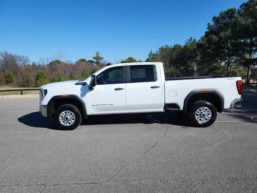 2024 GMC Sierra 2500 Pro