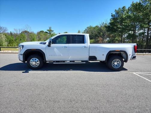 2025 GMC Sierra 3500 Denali