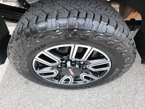 2022 GMC Sierra 2500 AT4
