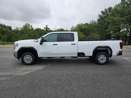 2025 GMC Sierra 2500 Base
