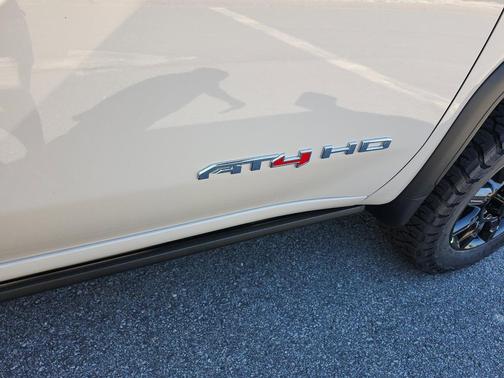 2026 GMC Sierra 2500 AT4