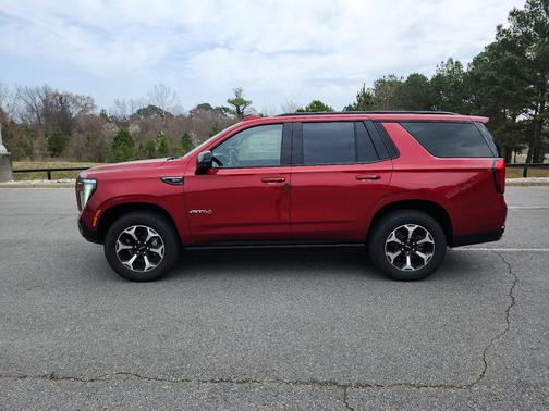 2026 GMC Yukon 4WD AT4