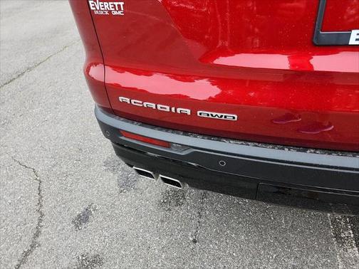 2025 GMC Acadia AWD AT4