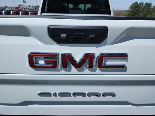 Summit White 2025 GMC Sierra 2500 SLT