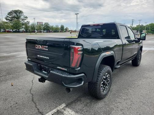 2025 GMC Sierra 2500 AT4