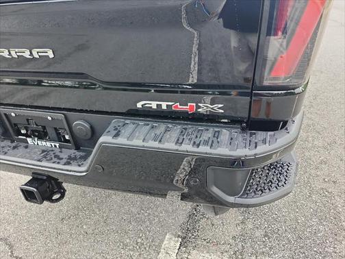 2025 GMC Sierra 2500 AT4