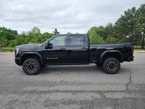 2025 GMC Sierra 2500 AT4