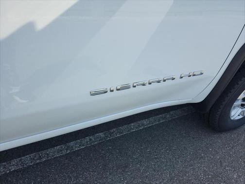 2025 GMC Sierra 2500 Base