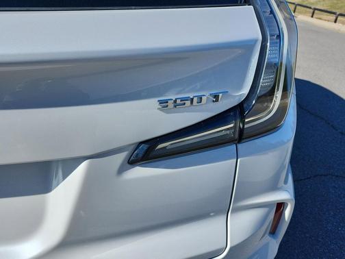 2025 Cadillac XT4 Sport