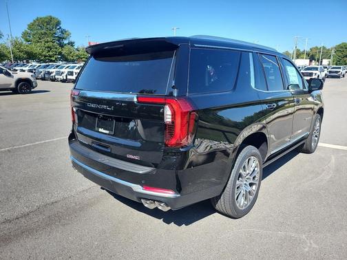 Onyx Black 2027 GMC Yukon Denali