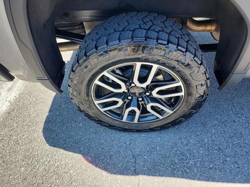 2022 GMC Sierra 1500 AT4