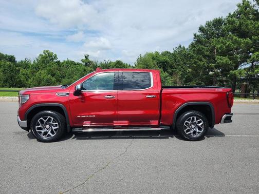 Volcanic Red Tintcoat 2023 GMC Sierra 1500 SLT