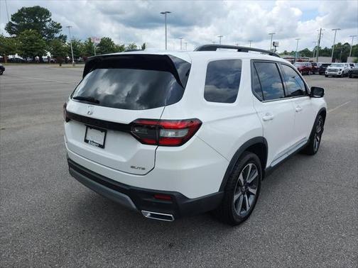 2023 Honda Pilot AWD Elite