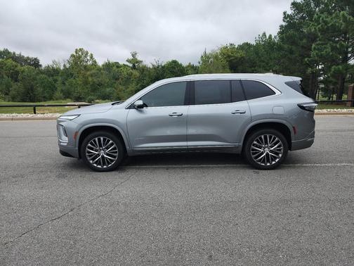 2025 Buick Enclave Avenir FWD