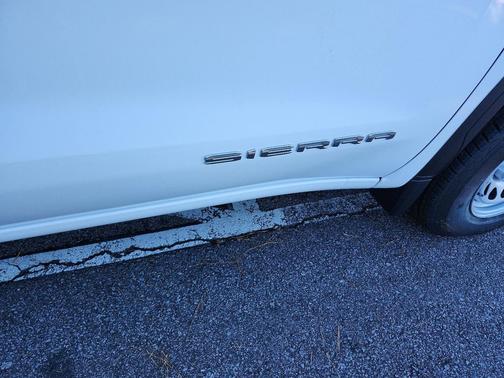 Summit White 2026 GMC Sierra 1500 Pro