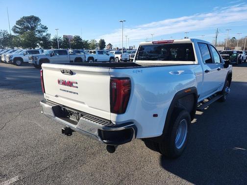 2026 GMC Sierra 3500 Base