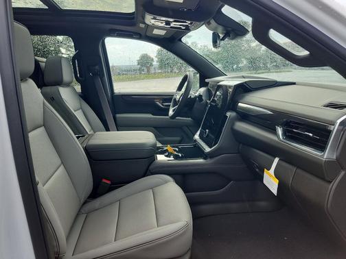 2026 GMC Yukon XL 4WD Elevation