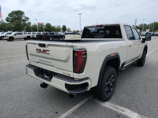 2026 GMC Sierra 2500 AT4