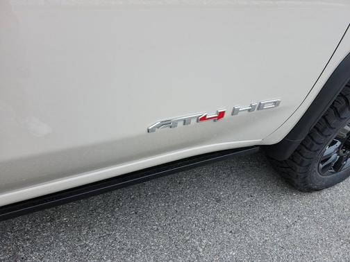 2026 GMC Sierra 2500 AT4