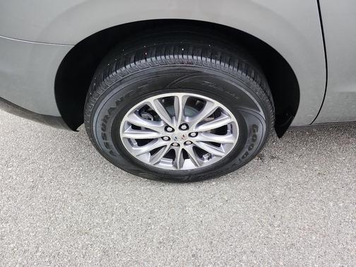 2023 Buick Enclave Essence FWD