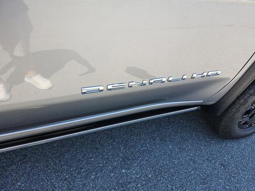 Sterling Metallic 2026 GMC Sierra 2500 Denali