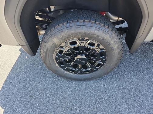 Sterling Metallic 2026 GMC Sierra 2500 Denali