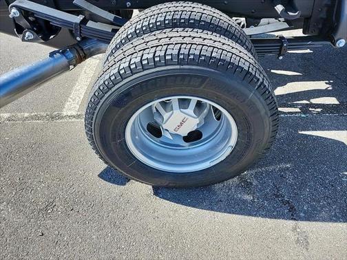 2025 GMC Sierra 3500 Base