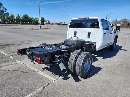 2025 GMC Sierra 3500 Base