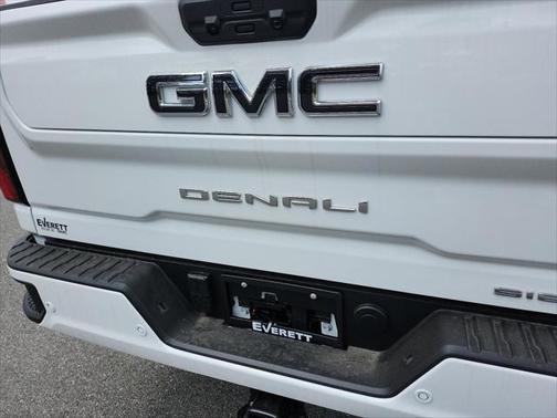 2025 GMC Sierra 2500 Denali Ultimate
