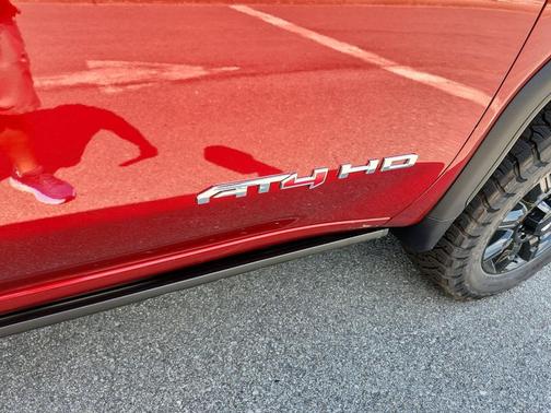 2025 GMC Sierra 2500 AT4