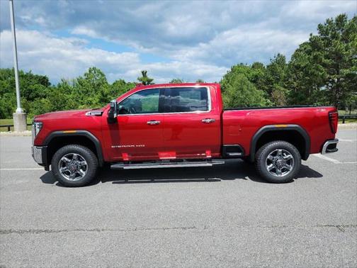 2025 GMC Sierra 2500 SLT