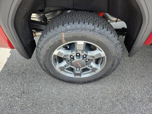 2025 GMC Sierra 2500 SLT