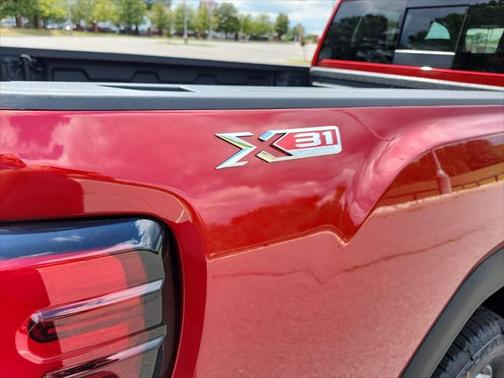 2025 GMC Sierra 2500 SLT
