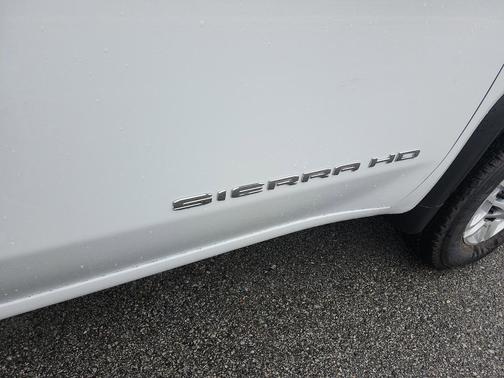 2025 GMC Sierra 2500 Base