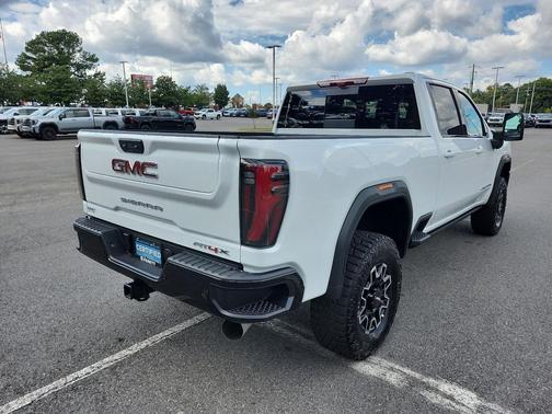 2025 GMC Sierra 2500 AT4