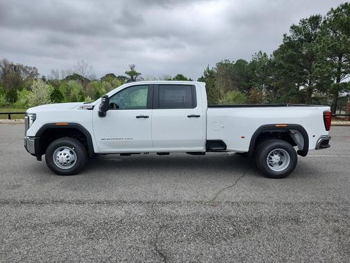 Summit White 2026 GMC Sierra 3500 Base
