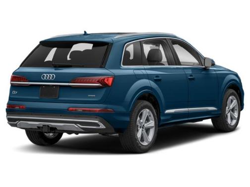 2022 Audi Q7 45 Premium Plus