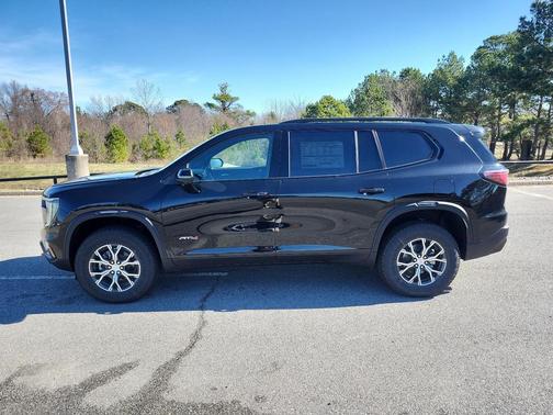 2026 GMC Acadia AT4 AWD