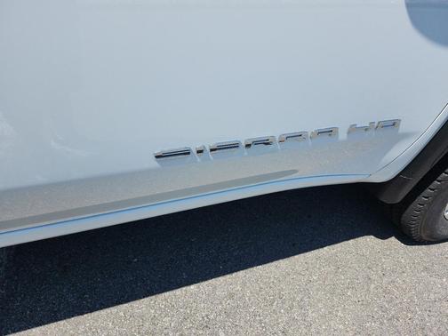 2025 GMC Sierra 2500 Base