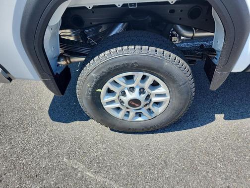 2025 GMC Sierra 2500 Base