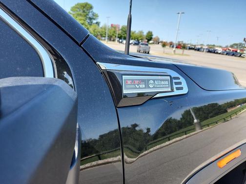 2025 GMC Sierra 2500 Denali