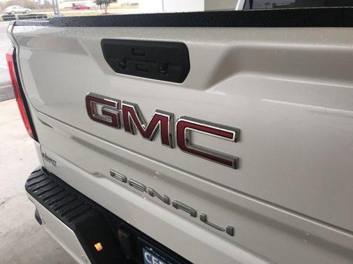 Photo 4 of 28 of 2020 GMC Sierra 1500 Denali
