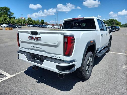 2025 GMC Sierra 2500 Denali