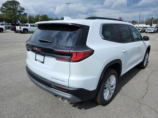 2026 GMC Acadia Elevation FWD